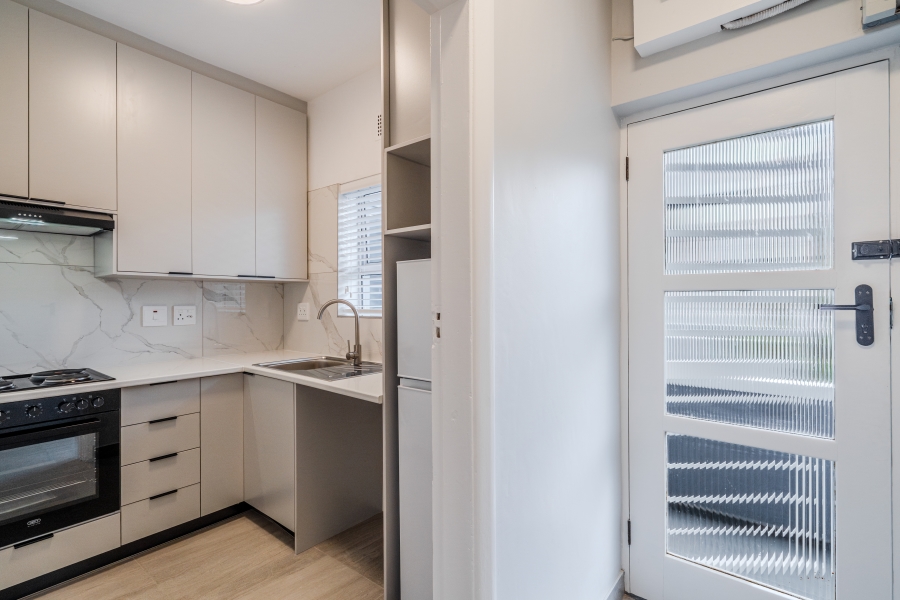 1 Bedroom Property for Sale in Rondebosch Western Cape